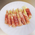 あたりめっこ's cooksnap of when they made みょうがの生ハム巻き.