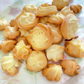 りか໒꒱·'s cooksnap of when they made 卵、乳製品不使用 桜の絞り出しクッキー.