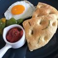 jonthon's cooksnap of when they made 【絶品】手ごねで自家製フォカッチャ♪.
