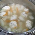 ★☆あっこ★☆'s cooksnap of when they made 冬瓜と鶏団子のスープ.