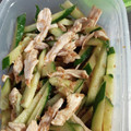 ameうめ's cooksnap of when they made レンジで簡単！蒸し鶏ときゅうりの中華和え.