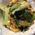 ベティ３'s cooksnap of when they made 小松菜と卵のニンニクバター醤油炒め.