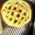 ひらたいらさん's cooksnap of when they made 速成パイ生地でアップルパイ.