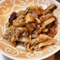 今市らぶ's cooksnap of when they made がっつり！豚こま舞茸バター醤油炒め.