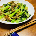 はっぴぃ☆モソモ's cooksnap of when they made お弁当に舞茸香る小松菜の卵炒め.