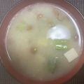 KAORU4649's cooksnap of when they made オクラとなめこの味噌汁.