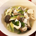 caruga's cooksnap of when they made 白だしで簡単☆根三つ葉としめじの煮浸し.