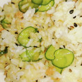 かーりー526's cooksnap of when they made 簡単！鮭フレークときゅうりのまぜご飯.