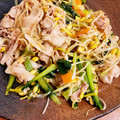 子持ちKONBU's cooksnap of when they made 豚バラと豆もやしと青ネギの旨塩炒め.