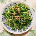 ♥︎yaya♥︎'s cooksnap of when they made 超簡単!!!!豆苗と塩昆布のサラダ.