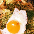 とも吉3's cooksnap of when they made 関西風焼きそば（目玉焼きのせ）.