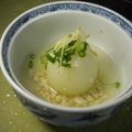 大魔女's cooksnap of when they made 丸ごと新玉葱のあっさりそぼろ煮.