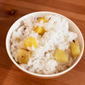 おっち24's cooksnap of when they made 簡単！炊飯器でさつまいもご飯！.