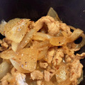 yomogiiii's cooksnap of when they made 豚こま切れ肉と新玉ねぎの粒マスタード炒め.