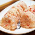 西＊絵子's cooksnap of when they made 朝ご飯に！鮭フレークと紅しょうがおにぎり.