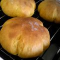 aonksa's cooksnap of when they made 基本のパン生地でかぼちゃの花パン.