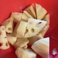 ダイナソーとペンギン's cooksnap of when they made 蓮根の穴の中まで綺麗になる裏技♪.