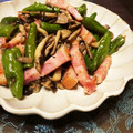 マックスの母's cooksnap of when they made ししとうとベーコンの黒こしょう炒め.
