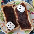 ☆hikonyan☆'s cooksnap of when they made ハロウィン＊簡単可愛い♪マシュマロおばけ.