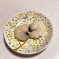 ムトー☆'s cooksnap of when they made 白玉団子でカブトムシの幼虫1(グロ).