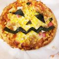 腹の中のもにょ's cooksnap of when they made ハロウィンピザ.