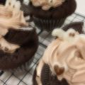 えるもっち's cooksnap of when they made 簡単ハロウィン★目玉のチョコカップケーキ.