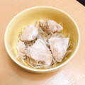 ★ぴよぴよ501★'s cooksnap of when they made 簡単！鶏むね肉ともやしの白だしレンジ蒸し.