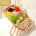 〜みみ〜's cooksnap of when they made 花れんこんの素揚げ。お弁当のデコに♪.