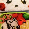 まゆしょん's cooksnap of when they made 簡単キャラ弁♪♪パンダちゃんおにぎり.