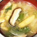 やえまりも's cooksnap of when they made 春近い時期限定！レタスのお味噌汁.