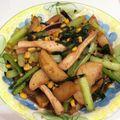 きいろいソラマメ's cooksnap of when they made イカとじゃがいも小松菜のバター醤油炒め.