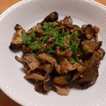 もんしゅしゅ's cooksnap of when they made 簡単★茄子としめじと豚肉のピリ辛炒め.