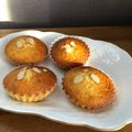 azusonomi's cooksnap of when they made お母さんの味♡ふんわり優しいマドレーヌ.