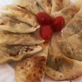 チェリチョコ's cooksnap of when they made 餃子の皮でツナポテトのサモサ.