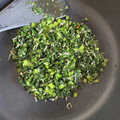 ますchan's cooksnap of when they made 今が旬大根葉とちりめんじゃこ甘辛ふりかけ.