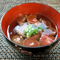 お料理ニャロメ's cooksnap of when they made 芝茸としめじのお吸い物.