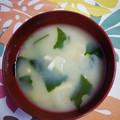 くネコまろす's cooksnap of when they made 油揚げと長ネギとわかめのお味噌汁.
