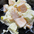 クックH86AFM☆'s cooksnap of when they made さつまいもと柿のヨーグルトサラダ.