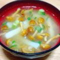 チョミ蔵's cooksnap of when they made なめことジャガイモのみそ汁♪美味しいよ♪.