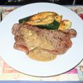 ladyoscar's cooksnap of when they made ロックフォールチーズのステーキソース.