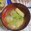mmameco's cooksnap of when they made 簡単！白菜と つみれ 油揚げのお味噌汁♪.