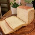 tonomi♪'s cooksnap of when they made 手ごねふわふわ食パン《簡単本格！》.
