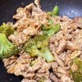 clovers＊'s cooksnap of when they made 豚肉とブロッコリーの味噌炒め.