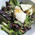 tomocyos's cooksnap of when they made ゆで卵と水菜とレタスのサラダ.