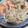 yknaaa's cooksnap of when they made 鮭とキノコの炊き込みご飯♪.