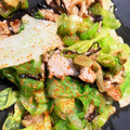 らくだ丸ちゃん's cooksnap of when they made 塩昆布で簡単◎豚肉とネギとレタス炒め.