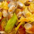 やよい・M's cooksnap of when they made 超簡単☆アサリとキャベツのトマト蒸し.