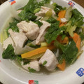 クックYP5QLM☆'s cooksnap of when they made 鶏むね肉とセロリのコンソメ煮♪簡単.