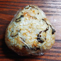 まやしゅうまま's cooksnap of when they made 塩昆布と桜エビのおにぎり.