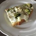 Yokchina's cooksnap of when they made Ｗで！が美味しいブロッコリーのトースト☆.
